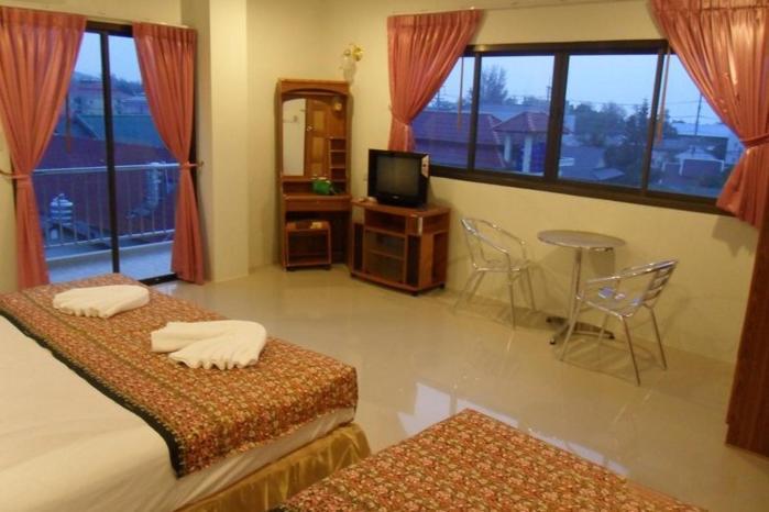 Patong G&B Guesthouse חדר תמונה