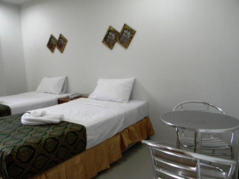 Patong G&B Guesthouse חדר תמונה