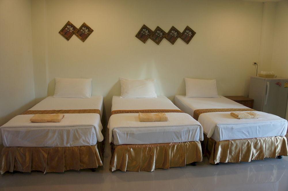 Patong G&B Guesthouse מראה חיצוני תמונה