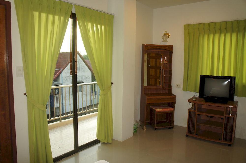 Patong G&B Guesthouse מראה חיצוני תמונה