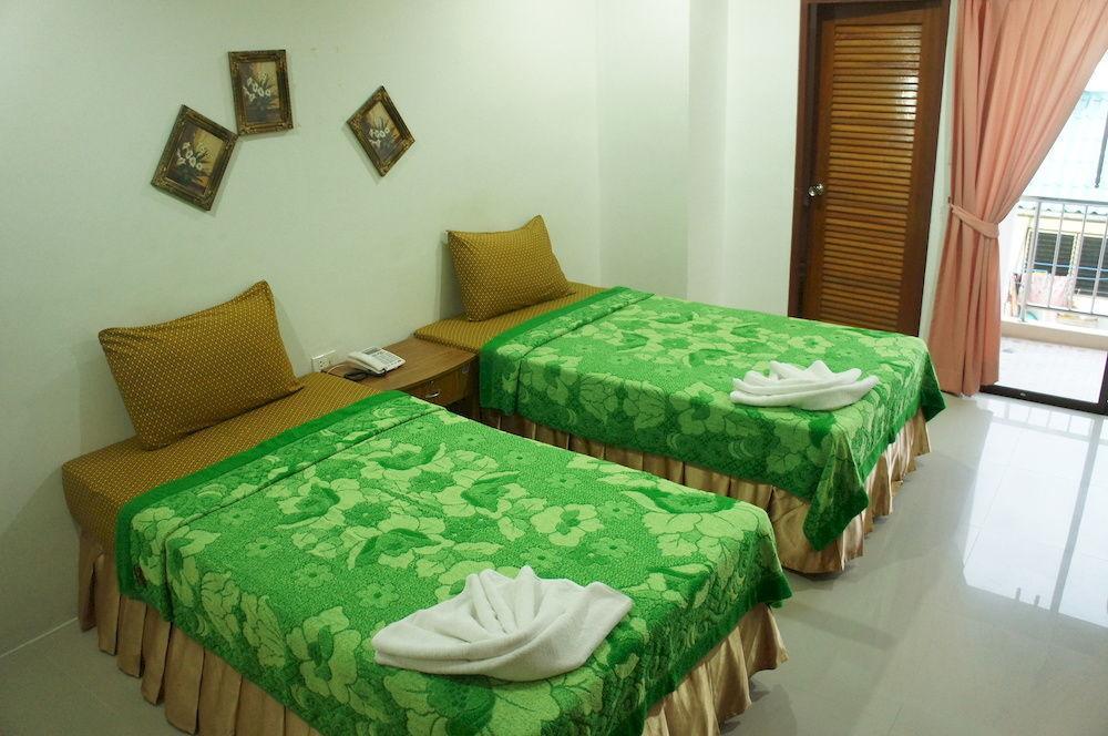 Patong G&B Guesthouse מראה חיצוני תמונה