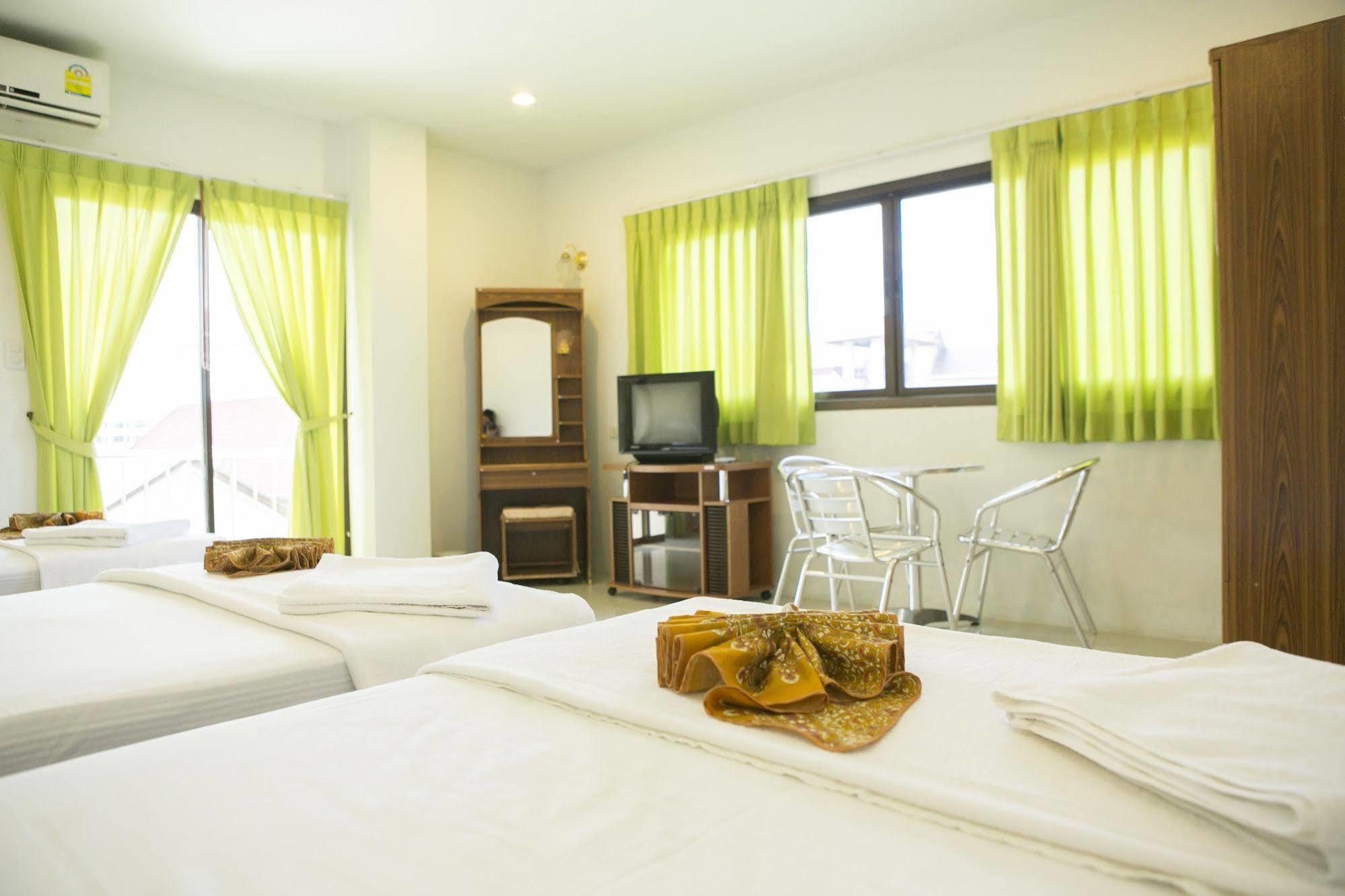 Patong G&B Guesthouse מראה חיצוני תמונה