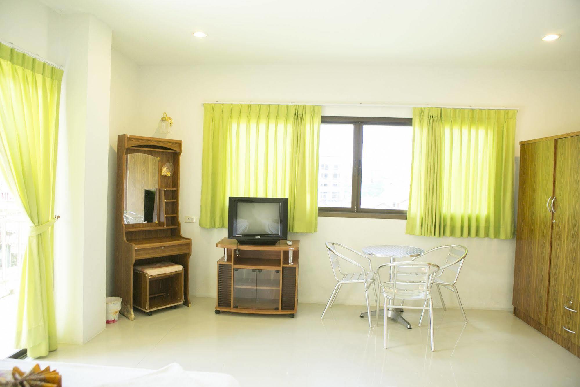 Patong G&B Guesthouse מראה חיצוני תמונה